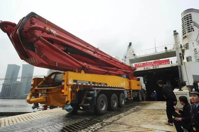 How Concrete Pump Trucks Reach High-Rise Buildings?